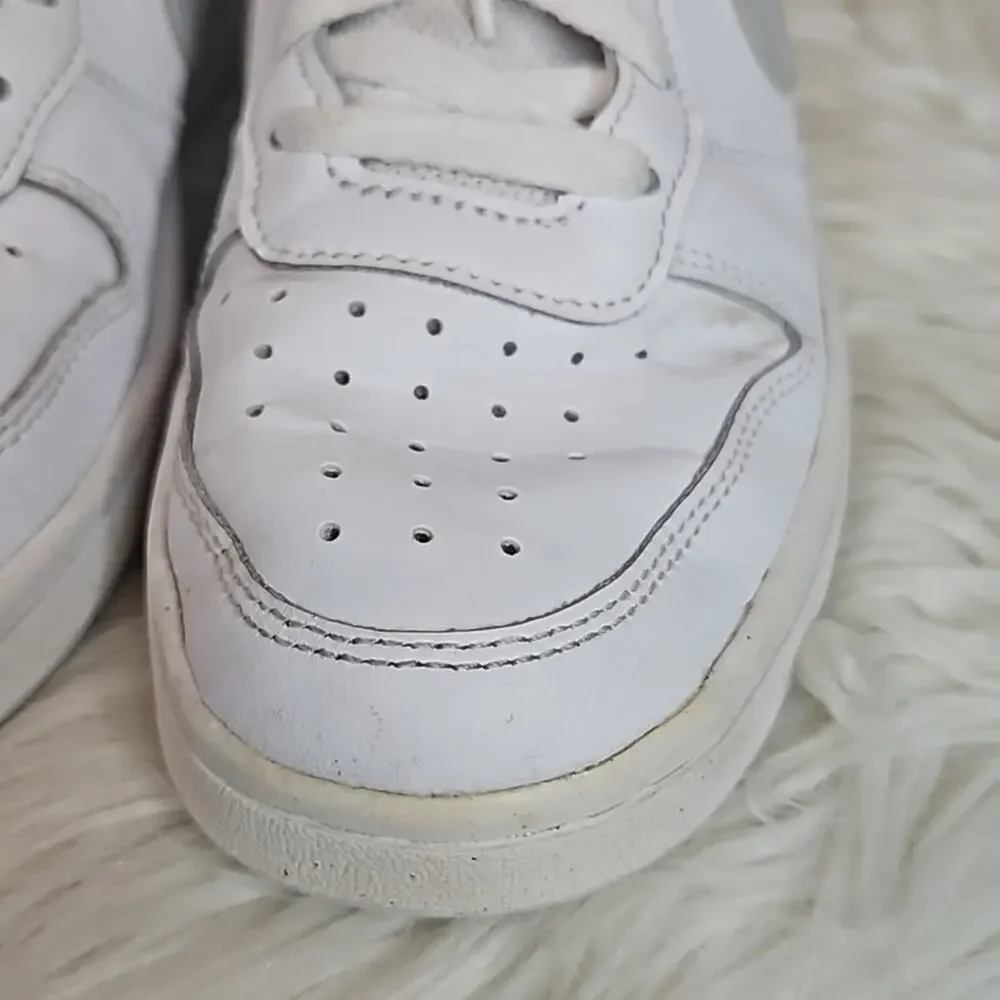 Nike Court Borough 2 Low White Aura Youth size 5